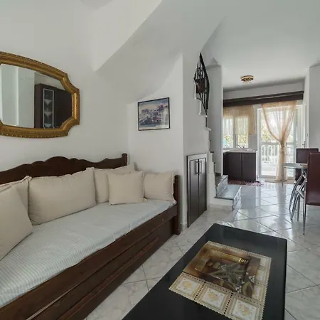 Bianco Holiday Holiday home *